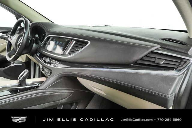 Used 2018 Buick Enclave Premium w/ Experience Buick Package FWD image 23