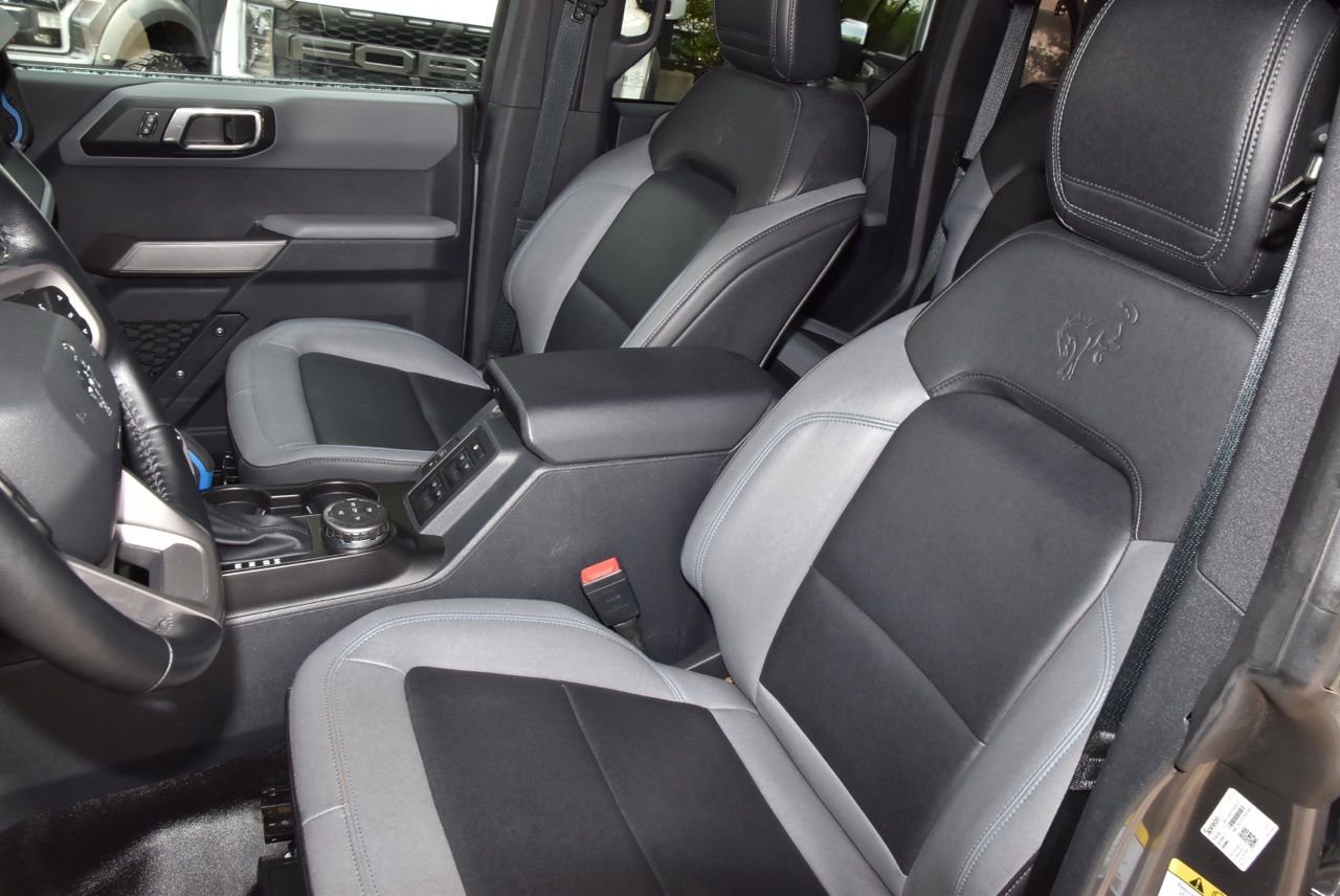 Certified 2021 Ford Bronco Black Diamond w/ Sasquatch Package image 39