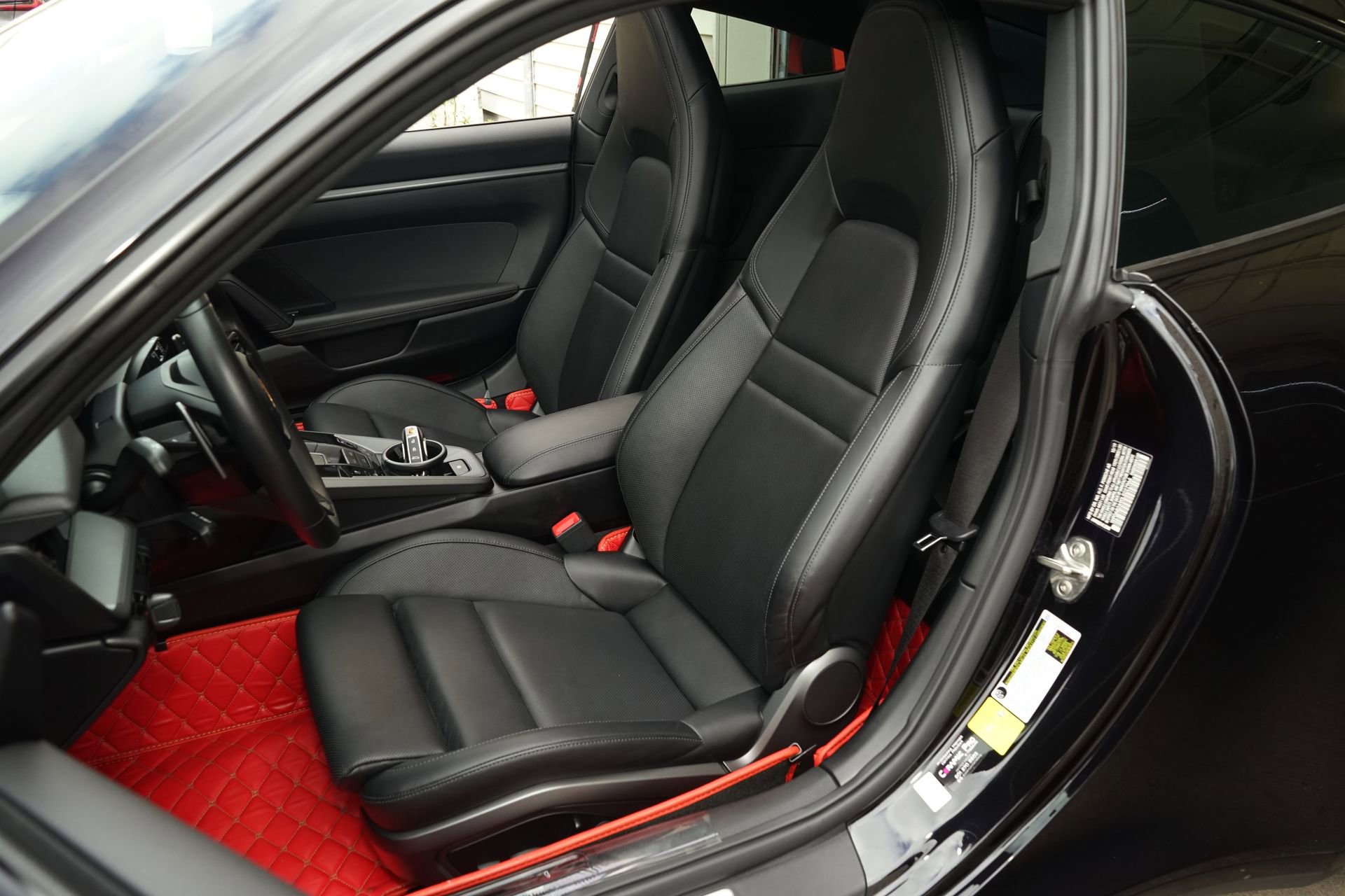 Used 2020 Porsche 911 Carrera 4S image 9