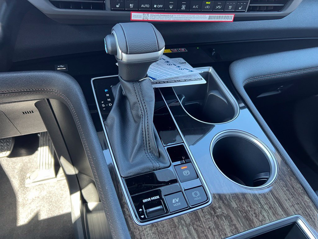 New 2026 Toyota Sienna Limited AWD/4WD image 26