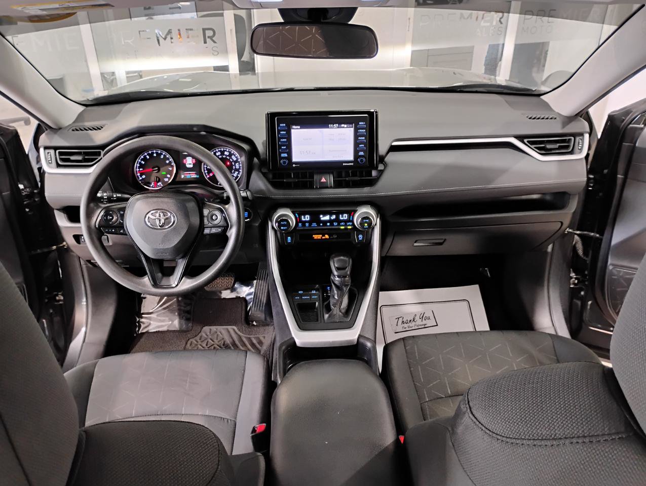 Used 2021 Toyota RAV4 XLE FWD image 21