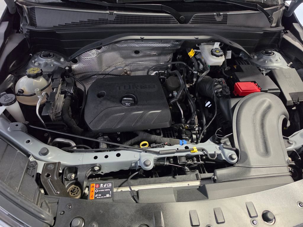 Used 2023 Chevrolet TrailBlazer LT w/ Convenience Package image 9