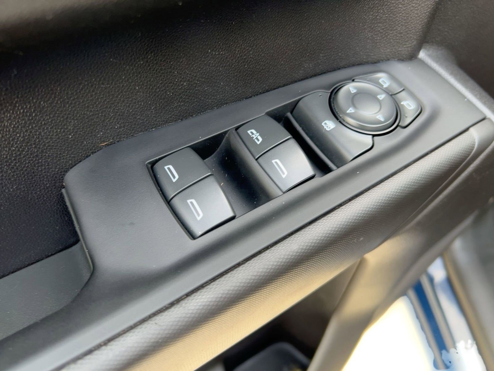 Used 2022 Chevrolet Silverado 1500 Custom image 20