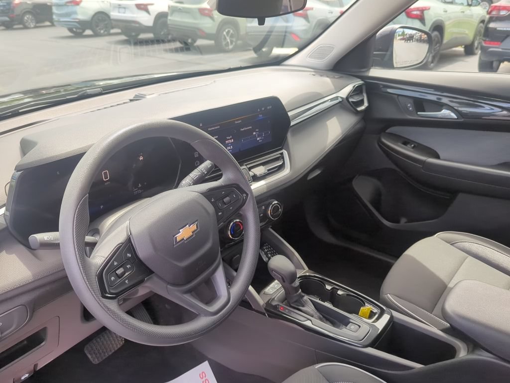 Certified 2024 Chevrolet TrailBlazer LT FWD image 19