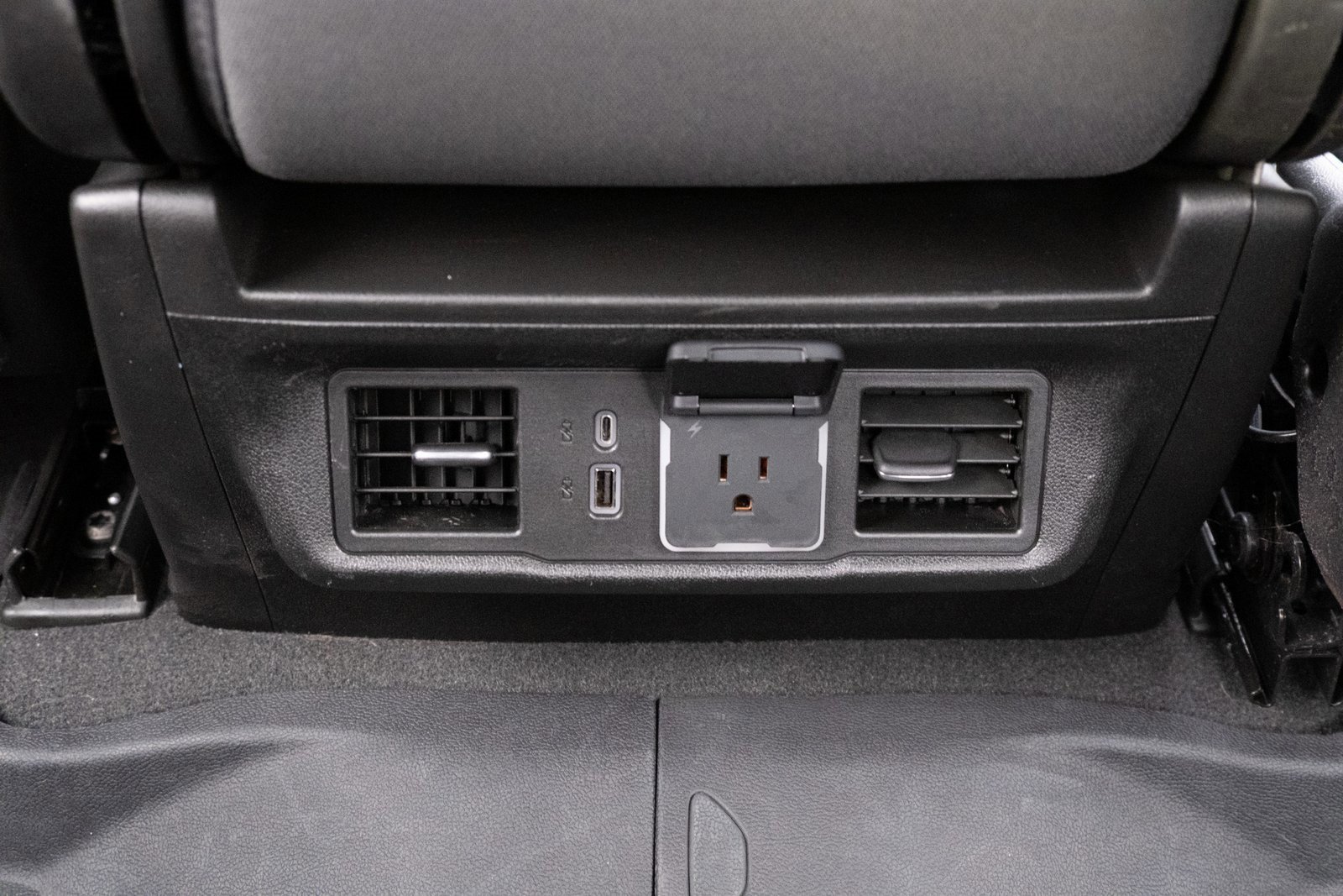 Used 2023 Chevrolet Silverado 1500 RST image 16