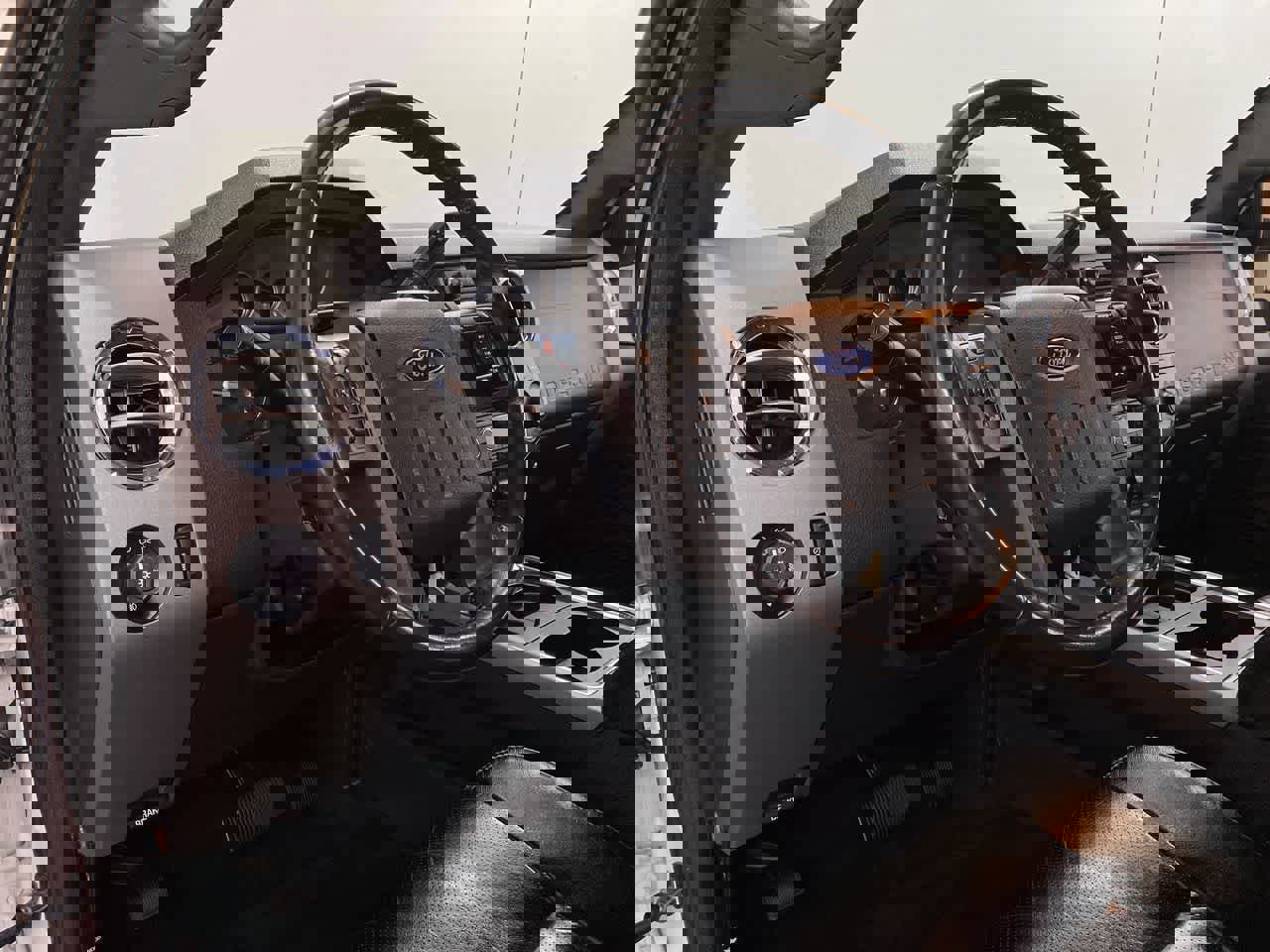 Used 2012 Ford F250 Lariat w/ Chrome Pkg AWD/4WD image 2