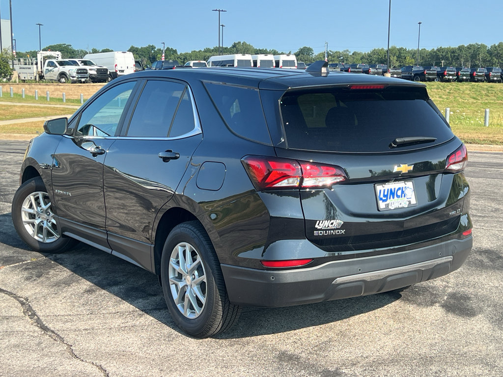 Used 2024 Chevrolet Equinox LT w/ LPO, Floor Liner Package AWD/4WD image 2