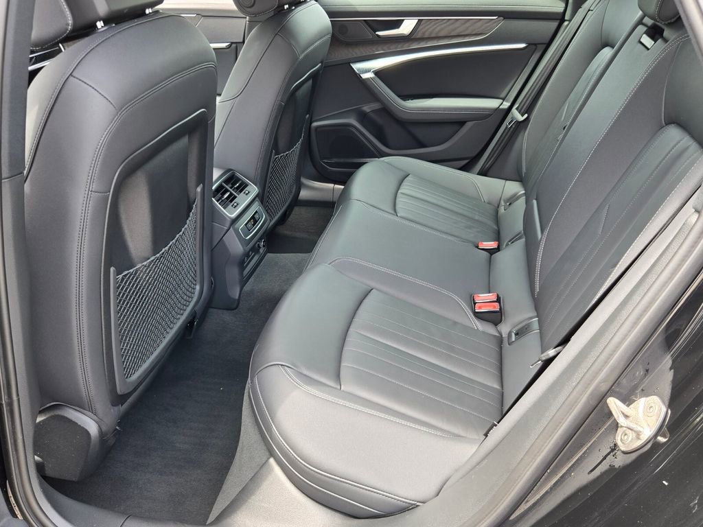 Used 2023 Audi A6 Premium Plus w/ Premium Plus Package AWD/4WD image 11