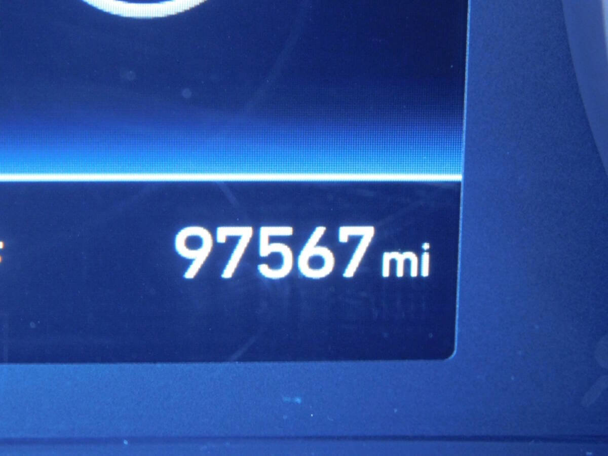 Used 2019 Hyundai Elantra GT N Line image 9