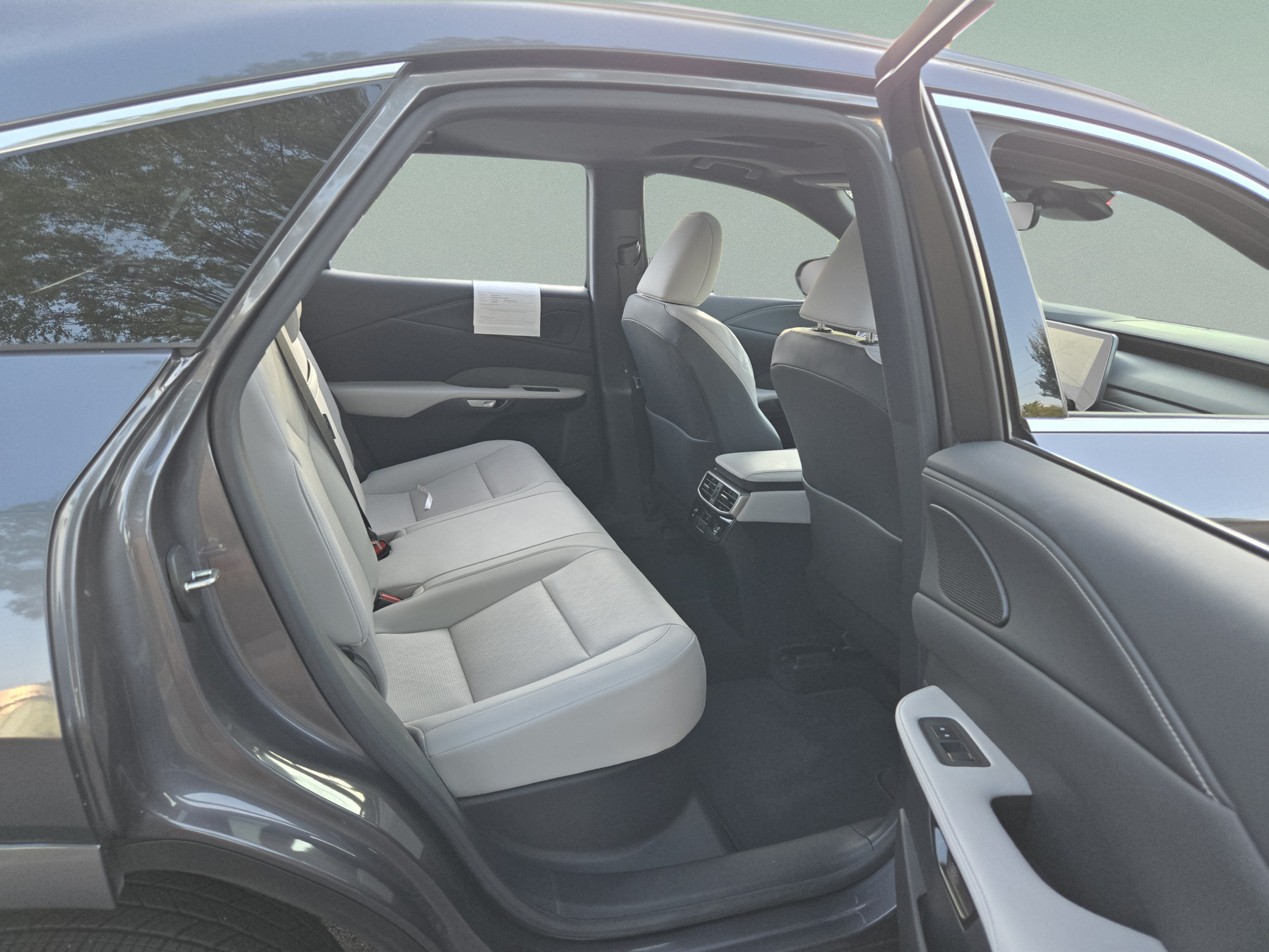 Certified 2025 Lexus RX 350 Premium Plus w/ Accessory Package (Z1) FWD image 23