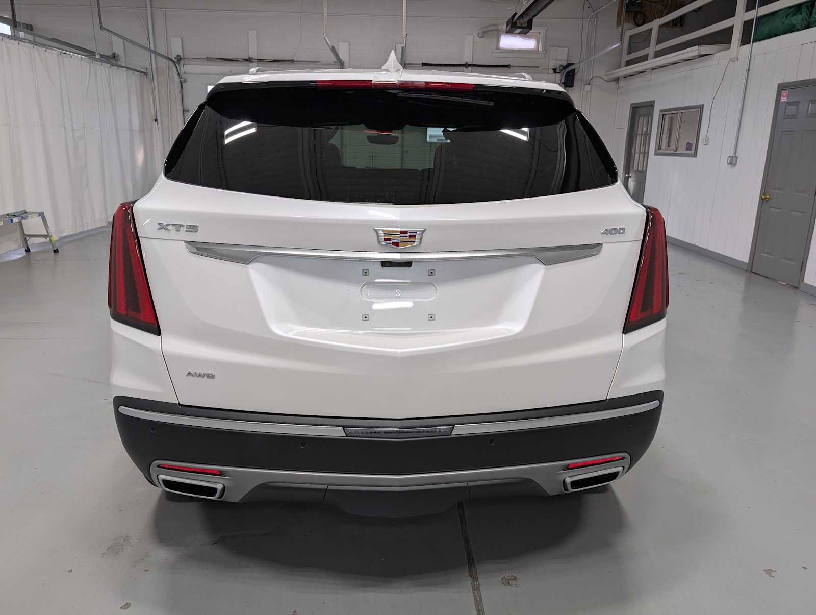 New 2026 Cadillac XT5 Premium Luxury w/ Driver Assist Package AWD/4WD image 8