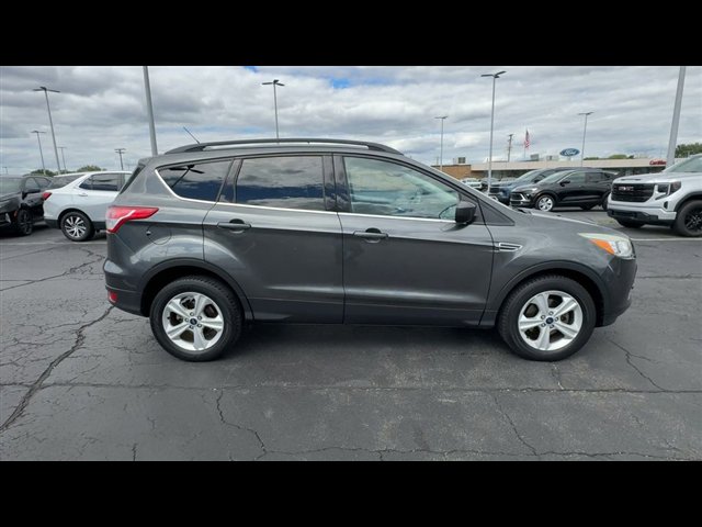 Used 2016 Ford Escape SE w/ SE Leather Comfort Package image 9