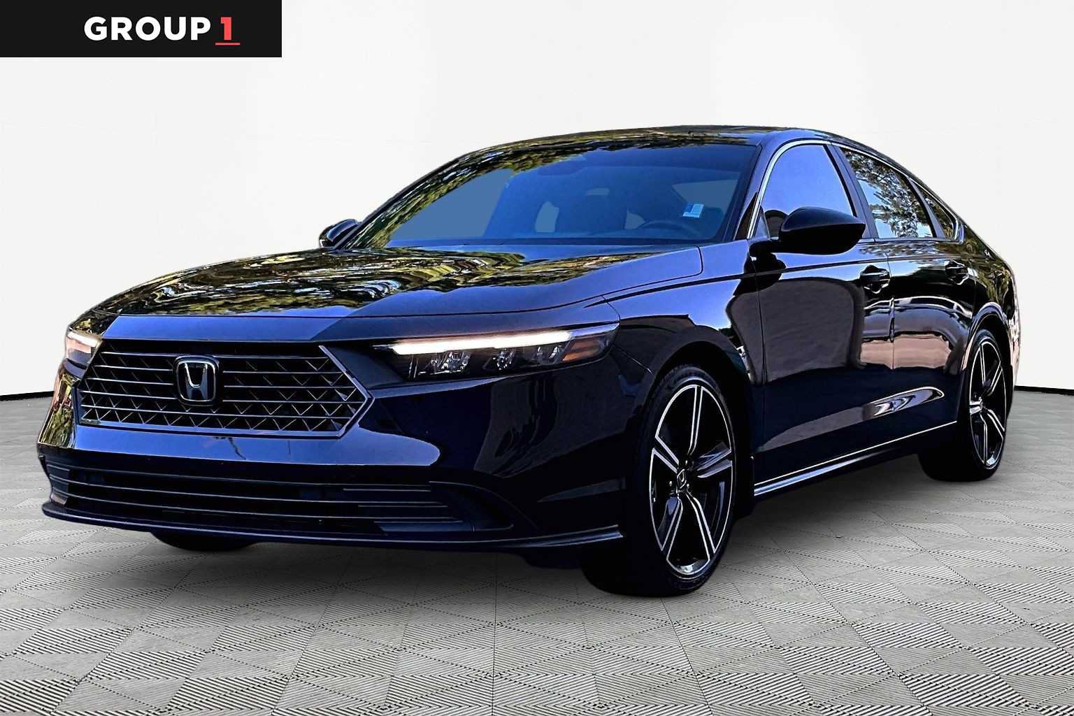 Used 2024 Honda Accord Sport image 1