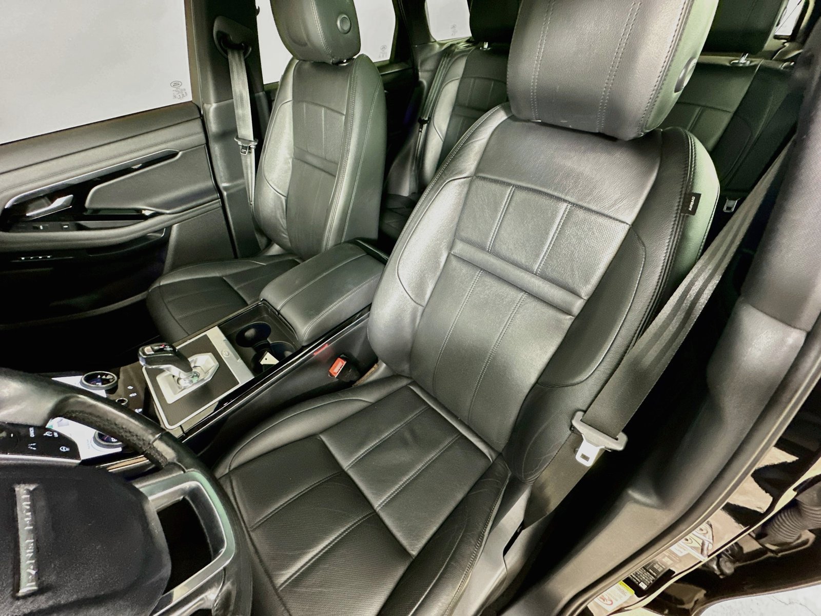 Used 2020 Land Rover Range Rover Evoque SE AWD/4WD image 33