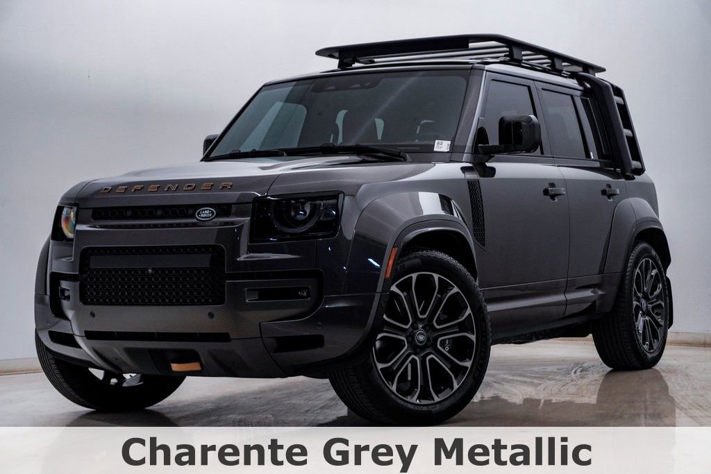 Used 2025 Land Rover Defender 110 image 1