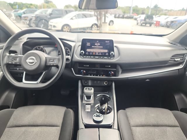 Used 2024 Nissan Rogue SV AWD/4WD image 8