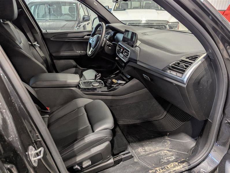 Used 2023 BMW X3 xDrive30i AWD/4WD image 10