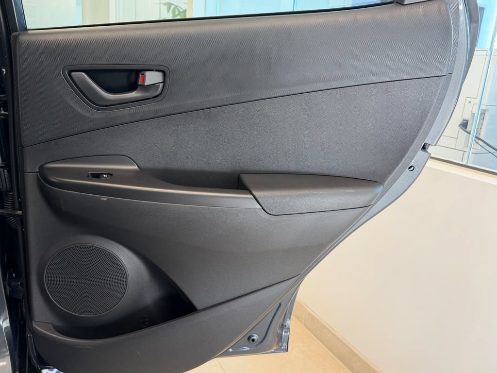 Used 2021 Hyundai Kona SEL Plus FWD image 32