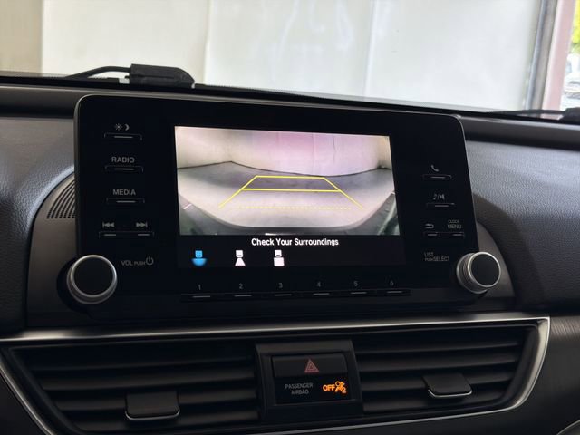 Used 2018 Honda Accord LX image 23