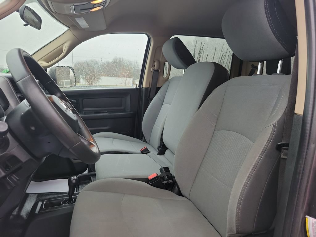 Used 2020 RAM 5500 Tradesman w/ Chrome Appearance Group image 34