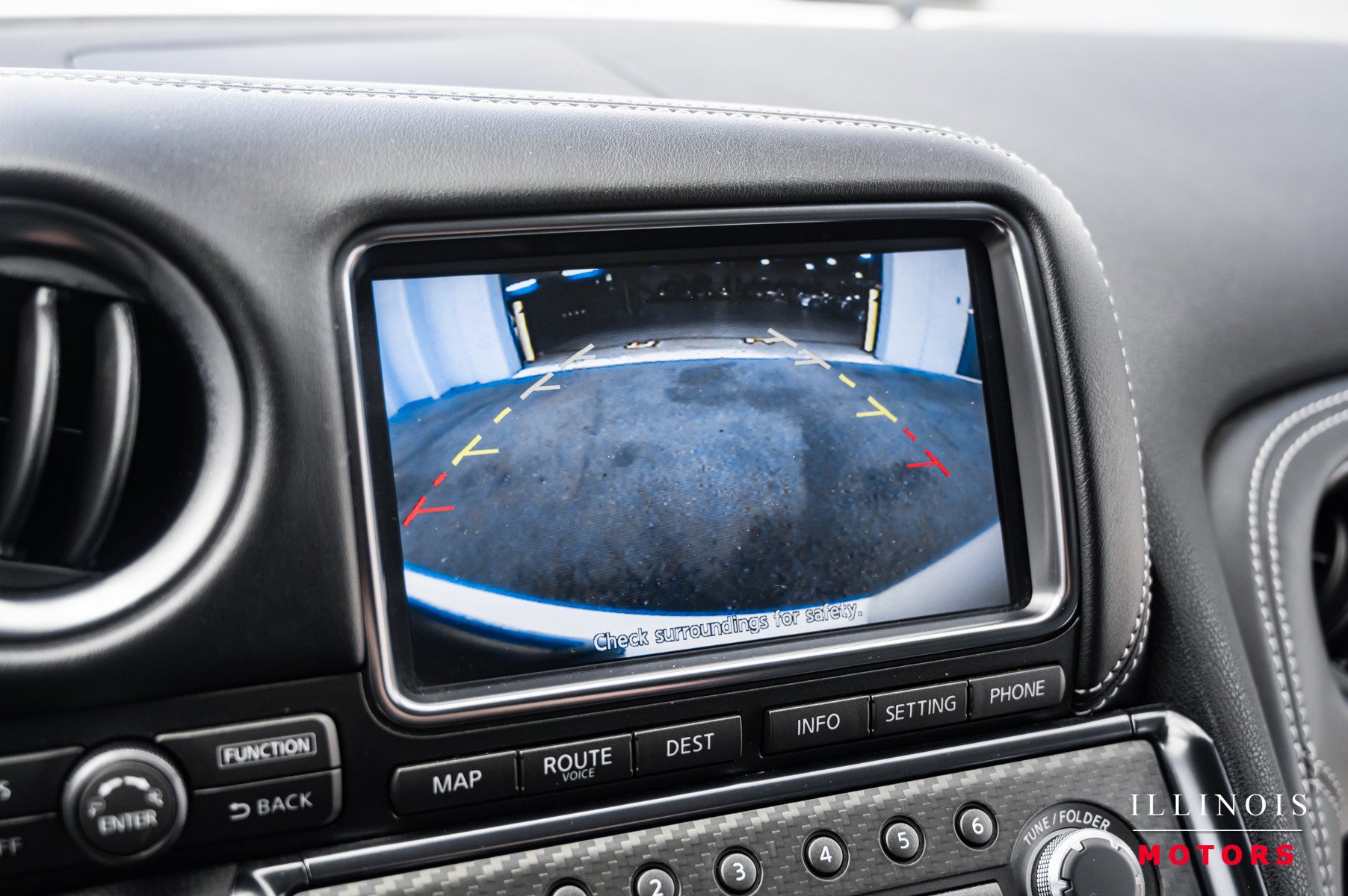 Used 2014 Nissan GT-R Premium image 27