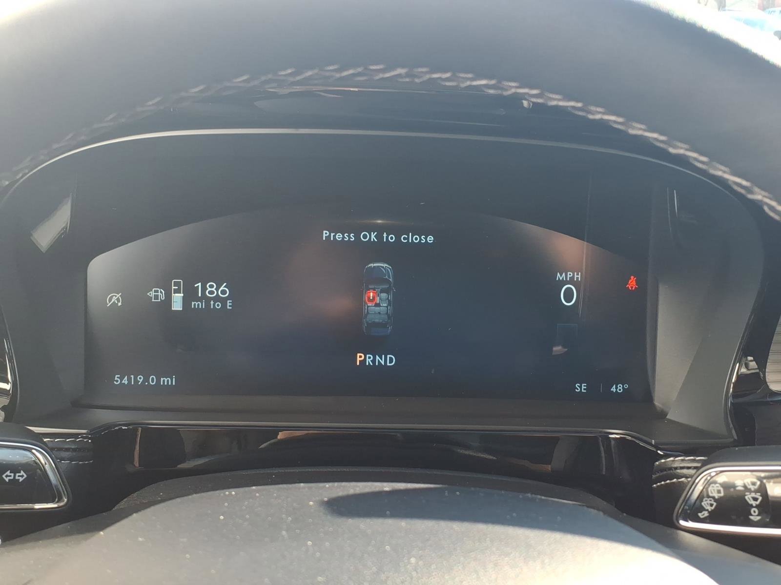 Certified 2024 Lincoln Corsair AWD image 15