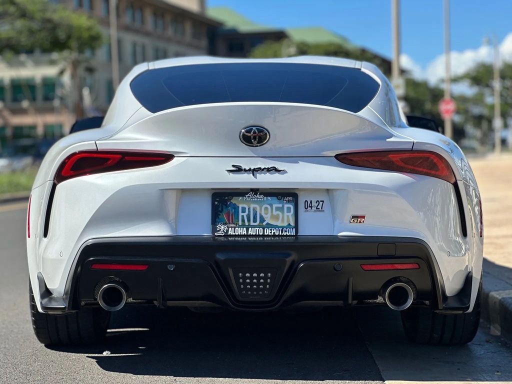 Used 2025 Toyota Supra Premium image 4