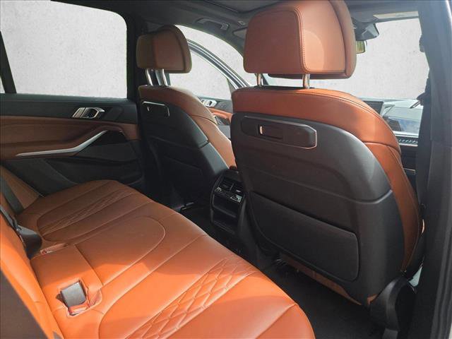 Used 2024 BMW X5 xDrive40i w/ Premium Package image 21