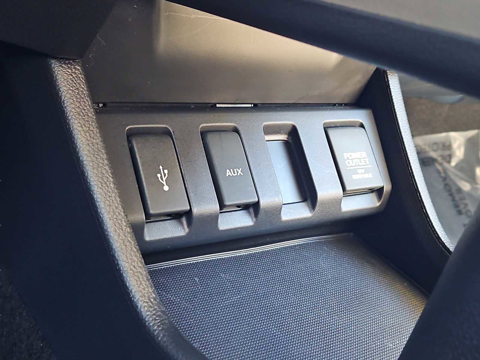 Used 2018 Honda HR-V LX image 10