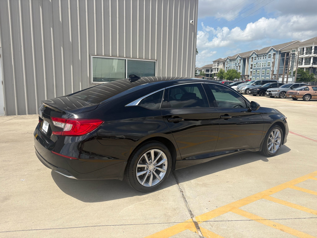 Certified 2022 Honda Accord LX image 9