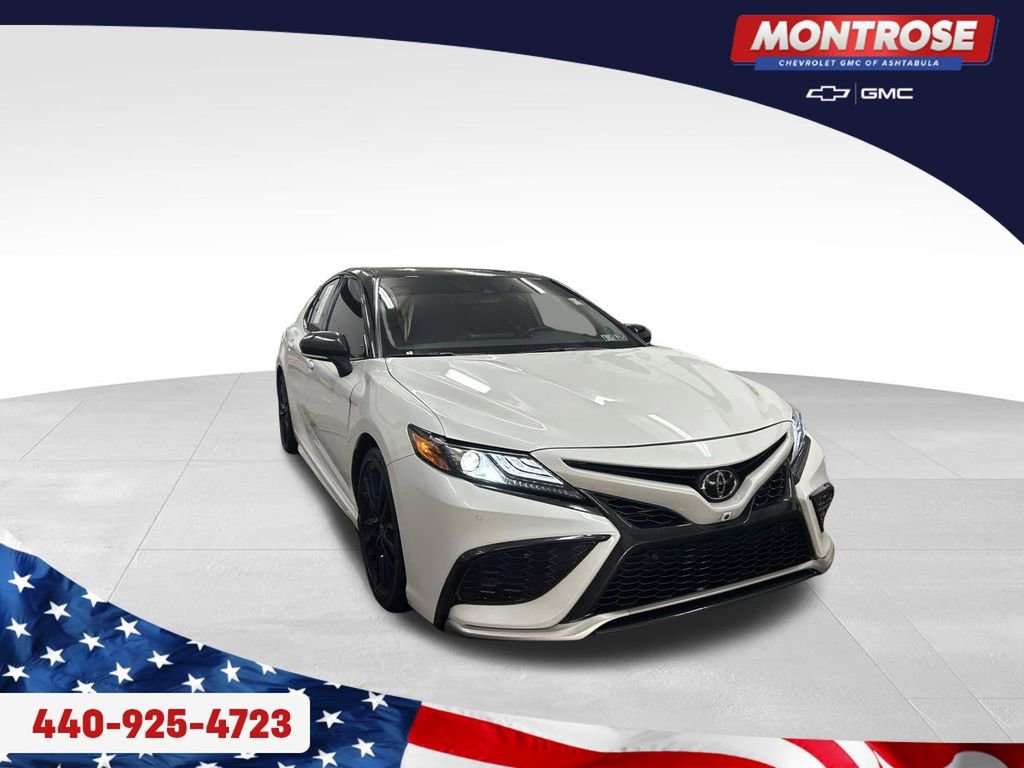 Used 2024 Toyota Camry XSE w/ Navigation Package image 7