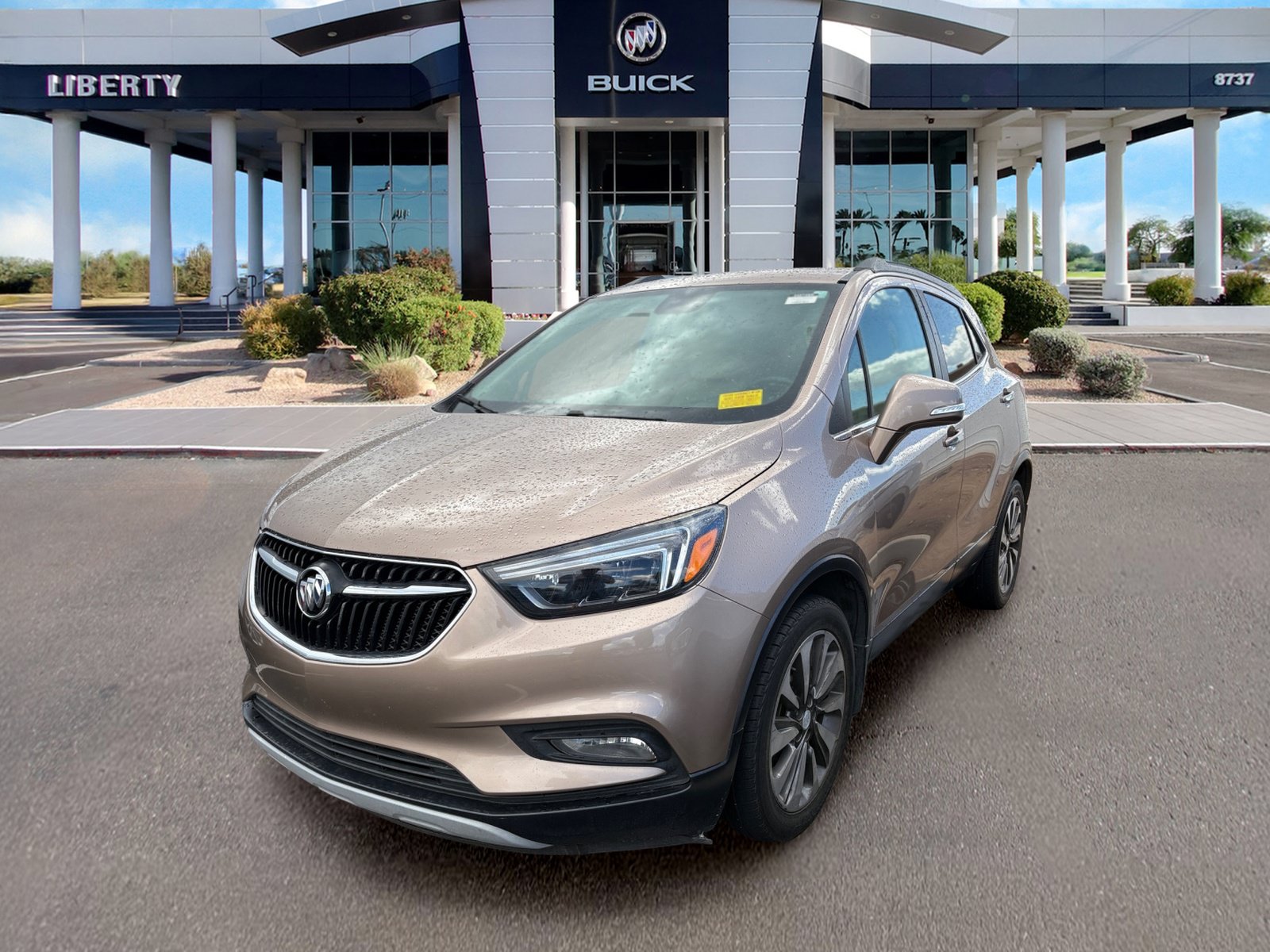 Used 2018 Buick Encore Essence FWD image 4
