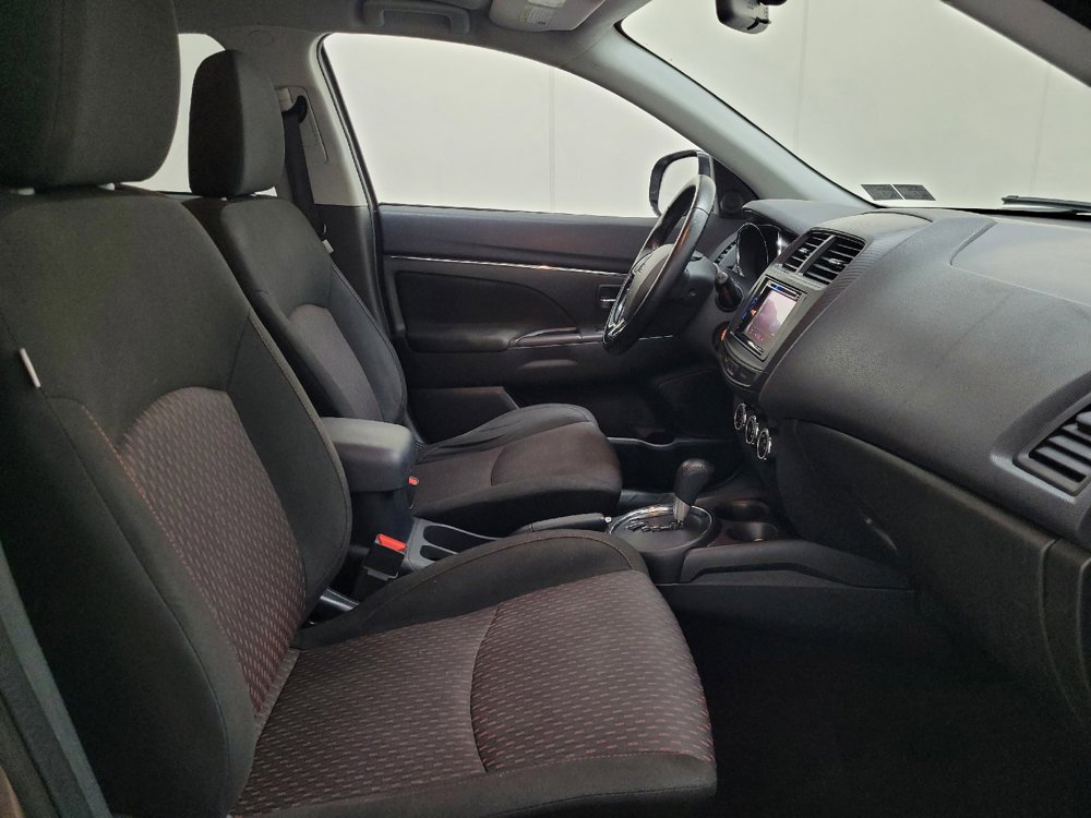 Used 2017 Mitsubishi Outlander Sport ES FWD image 21