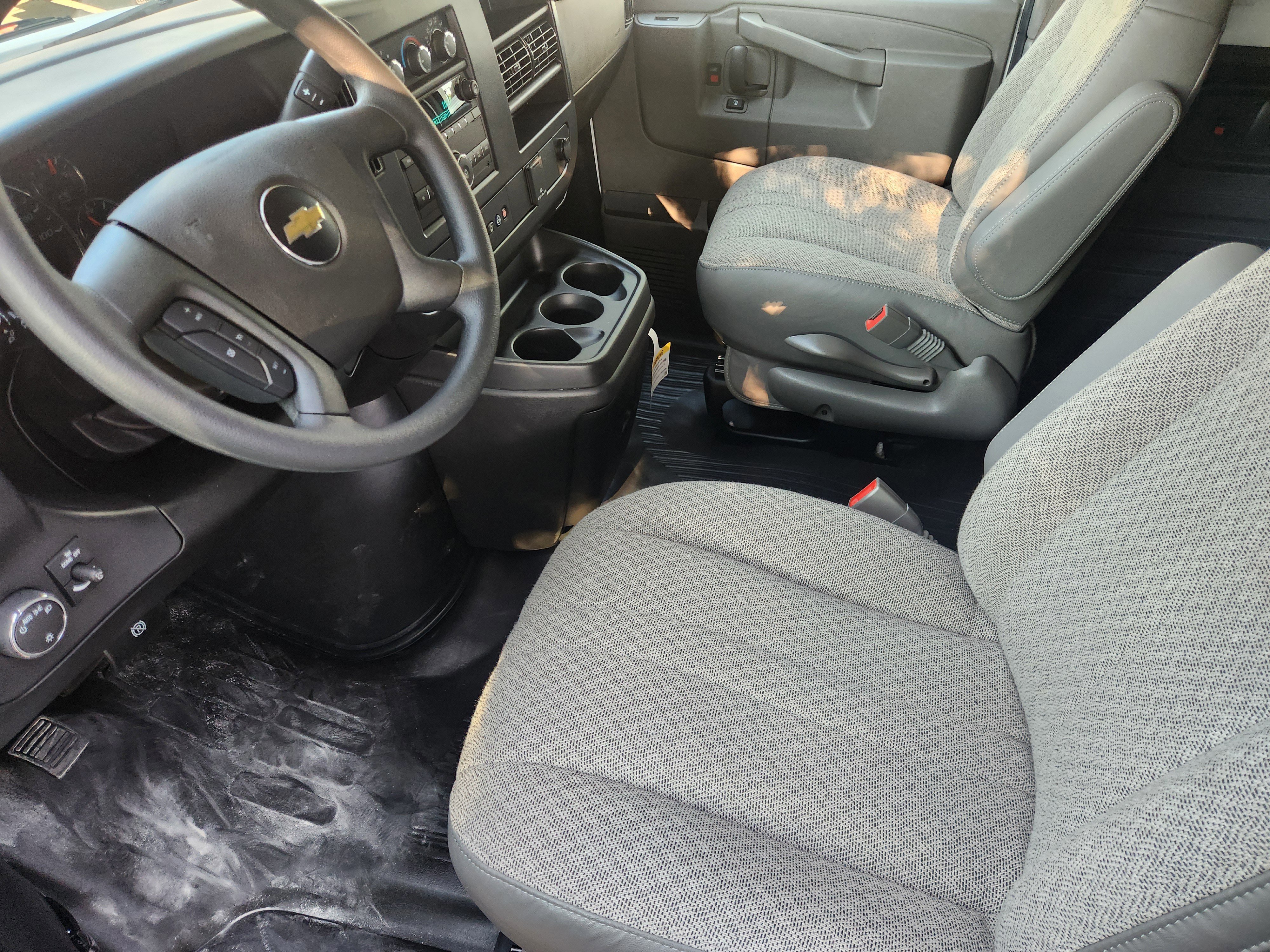 New 2025 Chevrolet Express 2500 w/ Safety Package image 4