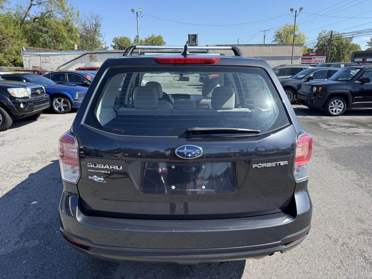 Used 2018 Subaru Forester 2.5i image 3