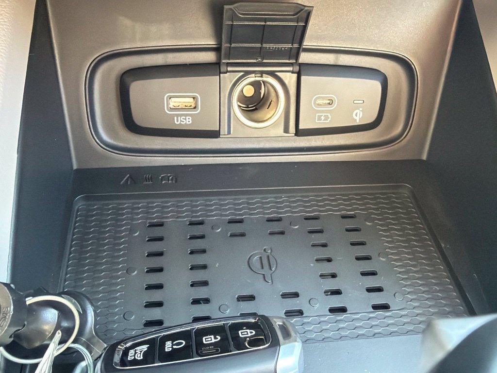 New 2026 Hyundai Venue SEL FWD image 31