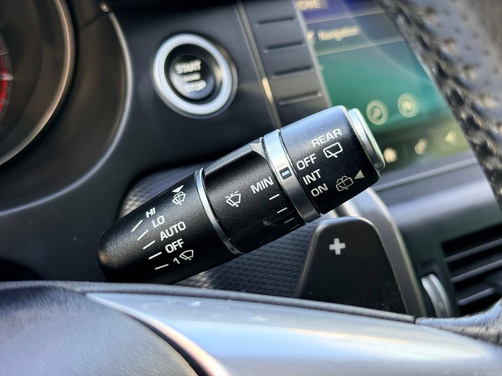 Used 2018 Land Rover Discovery Sport HSE Luxury AWD/4WD image 42