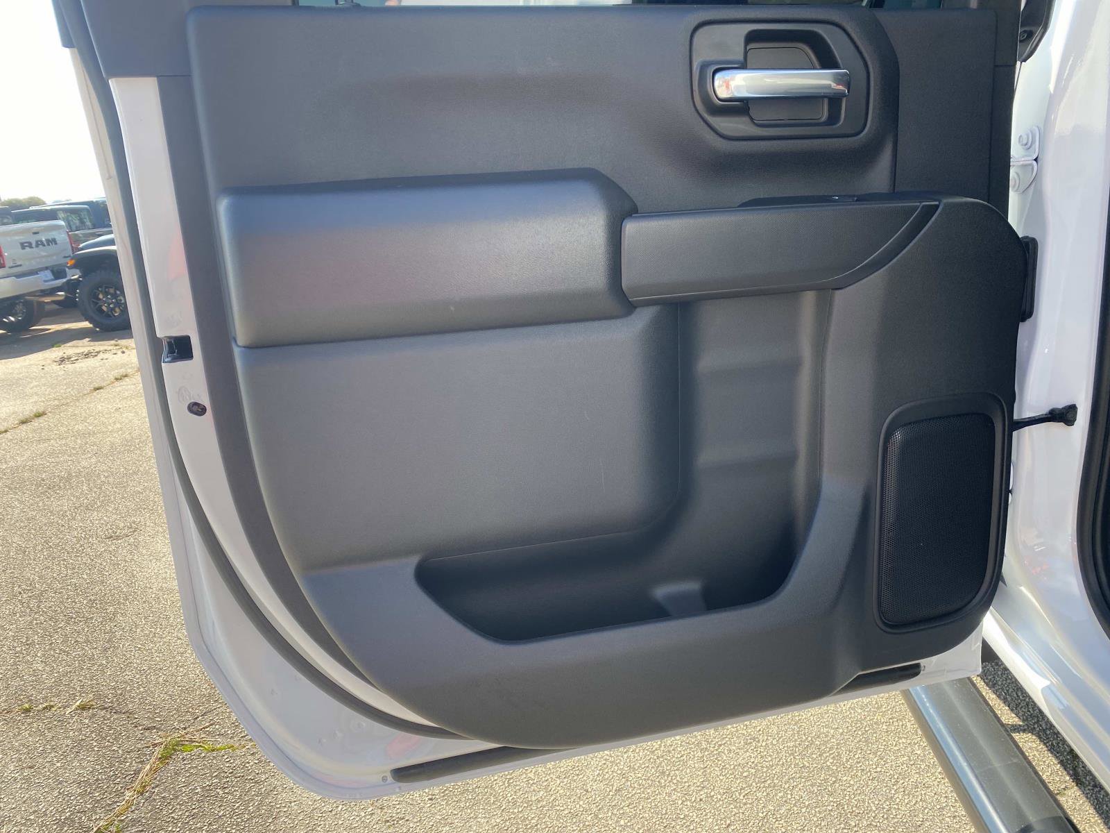 Used 2025 Chevrolet Silverado 2500 W/T w/ WT Convenience Package image 18