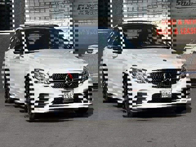 Used 2020 Mercedes-Benz C 300 Sedan image 4