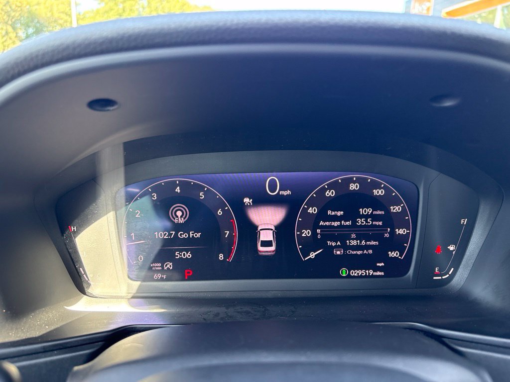 Used 2024 Honda Accord EX image 25