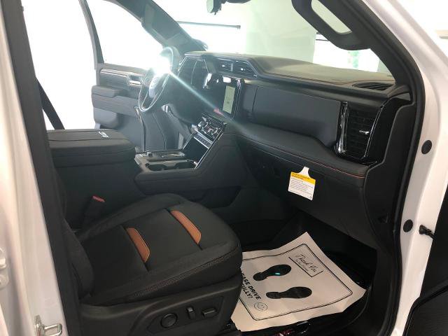New 2026 GMC Sierra 2500 AT4 w/ Technology Package AWD/4WD image 15