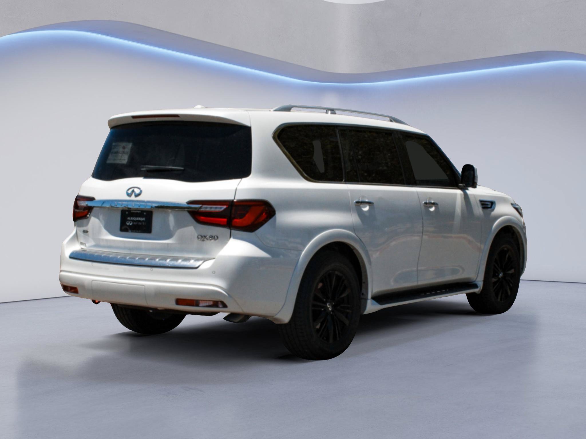 Used 2023 INFINITI QX80 Luxe w/ Cargo Package AWD/4WD image 5
