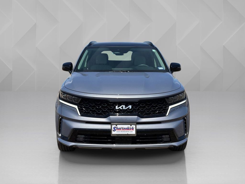 Certified 2023 Kia Sorento SX image 2