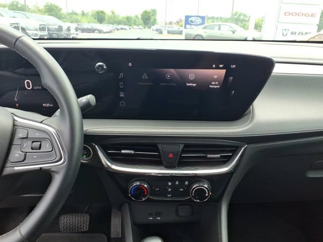 Used 2026 Buick Encore GX Sport Touring FWD image 10