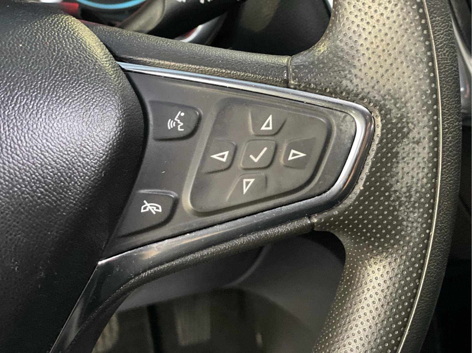 Used 2020 Chevrolet Equinox LT w/ LPO, Floor Liner Package AWD/4WD image 31