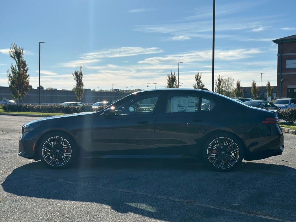 New 2025 BMW i5 M60 w/ Premium Package image 4