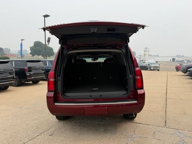 Used 2019 Chevrolet Suburban Premier w/ Premier Plus Edition AWD/4WD image 47