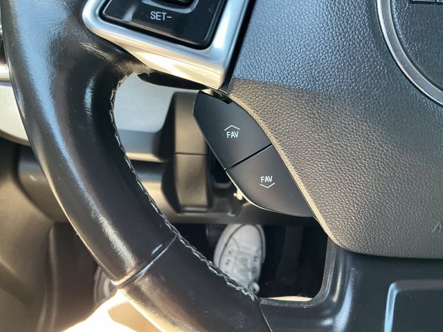 Used 2019 Chevrolet Camaro LT RWD image 23