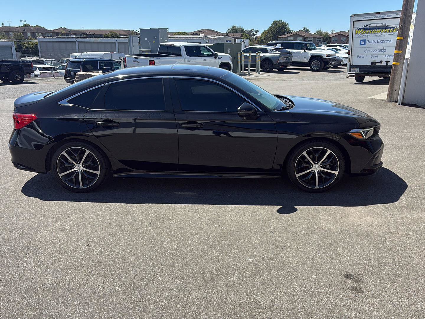 Used 2024 Honda Civic Touring image 2