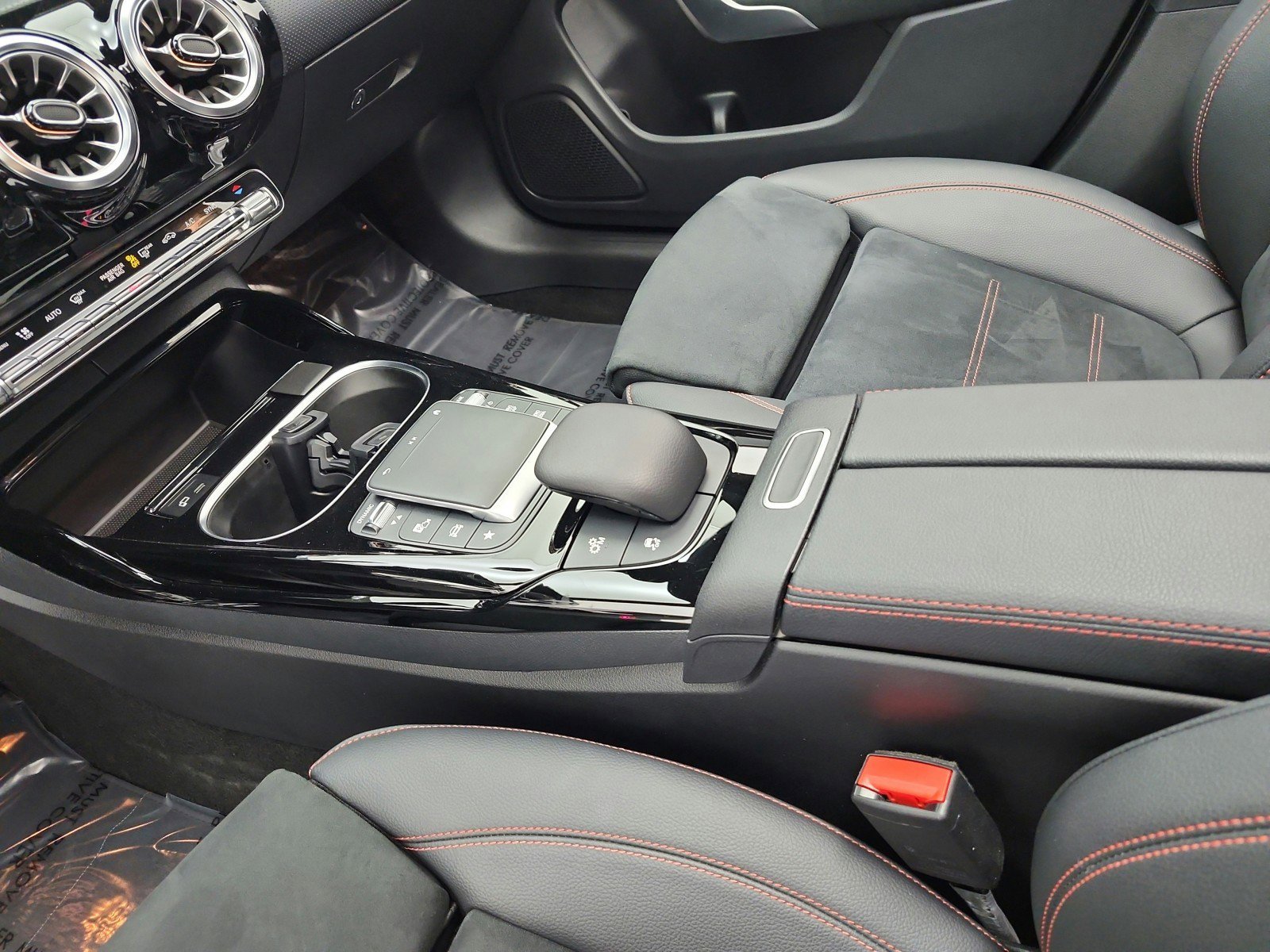 Certified 2022 Mercedes-Benz CLA 35 AMG 4MATIC image 22